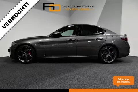 VERKOCHT Alfa Romeo Giulia 2.0T Super 280pk / Orig. Nederlands / 19" QV LMV / Xenon / Leder / Navigatie / Stoel-stuurwiel verwarming / Dodehoek detectie / Elek. stoelverstelling / Achteruitrij camera