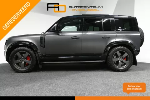 Land Rover Defender 110 2.0 P400e 110 X / Panoramadak / Elektr. verstelbare voorstoelen + memory / Matrix LED / Rondomzichtcamera / HUD / Koelkast in armleuning / Head-up / Apple Carplay - Android Auto / Stoelkoeling &amp; verwarming / Luchtvering / Meridian Surround Sound / Elektr. wegklapbare trekhaak / Stuurwiel verwarmd / 20'' LMV / Camera in binnenspiegel