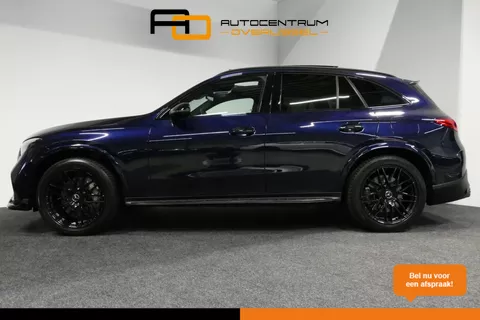 Mercedes-Benz GLC-klasse 300e 4MATIC AMG Line / GLC63s AMG diffuser / Panamericana Grille / Achterasbesturing / Panoramadak / Luchtvering / Elektr. verstelbare stoelen (memory) / Burmester 3D Surround Sound / Digital Light (laser) / HUD / Rondomzichtcamera / Apple Carplay - Android Auto / Stoelverwarming voor + achter / Ambienteverlichting / 20'' LMV / Dodehoekdetectie / Night pakket