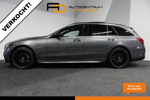 VERKOCHT Mercedes-Benz C-klasse Estate 300 e AMG Line / C63S AMG Diffuser / Panamericana Grill / Panoramadak / Elektr. verstelbare voorstoelen (memory) / Digital Light / Ambienteverlichting / Stoelverwarming / Rondomzichtcamera / Luchtvering met niveauregeling (achteras) / Apple Carplay - Android Auto / 20'' LMV / Dodehoek detectie / Trekhaak (wegklapbaar) / Multimedia scherm groot / Keyless / Agility Control