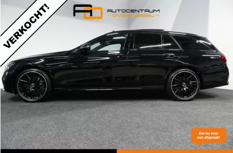 VERKOCHT Mercedes-Benz E-klasse Estate 300 e AMG Line / E63 AMG Diffuser / Panamericana Grill / Panoramadak / Burmester Surround Sound / Elektr. verstelbare voorstoelen (memory) / Elektr. verstelbaar stuurkolom / Luchtvering (achteras) / Rondomzicht camera / Stoelverwarming / Multibeam LED / Achteruitrijcamera / Apple Carplay - Android Auto / Ambienteverlichting / Digitaal instrumentenpaneel / Cruise Control / Navigatie